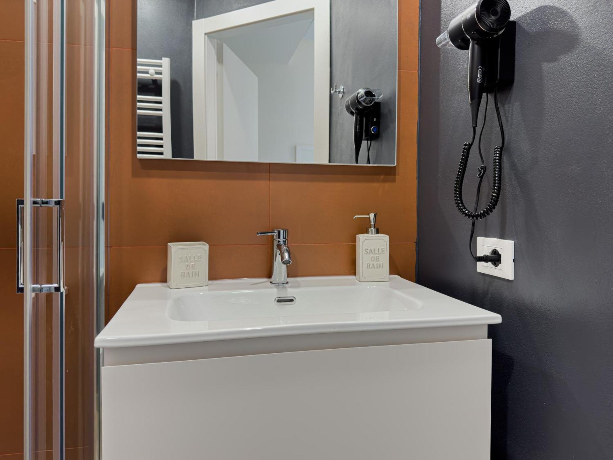 Realkasa Galliera Home & Suites Bologne Extérieur photo